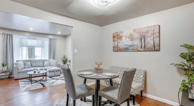 Charming Willow Grove Home w/ Patio + Fire Pit!, จอง อพาร์ทเมนท์ Willow Grove Philadelphia Metropolitan Area