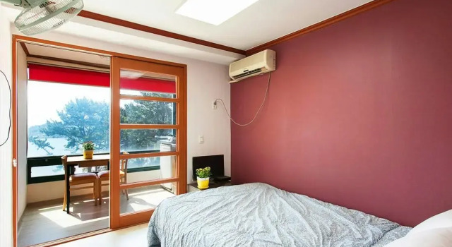 Geojae Oedo House Pension, Забронировать Отель Irun-myeon Кодже, рядом с Пляж Gujora