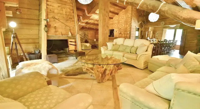 Ferme de Florent - ARAVIS Holidays, Забронировать Отель Ле-Гран-Борнан Лыжный курорт на озере Анси