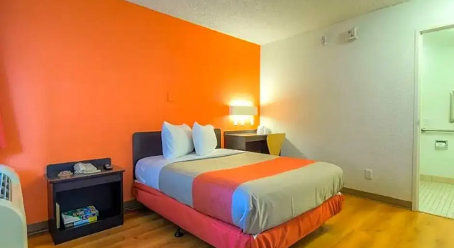 Номер Standard Studio 6 Suites Las Vegas, NV - Tropicana
