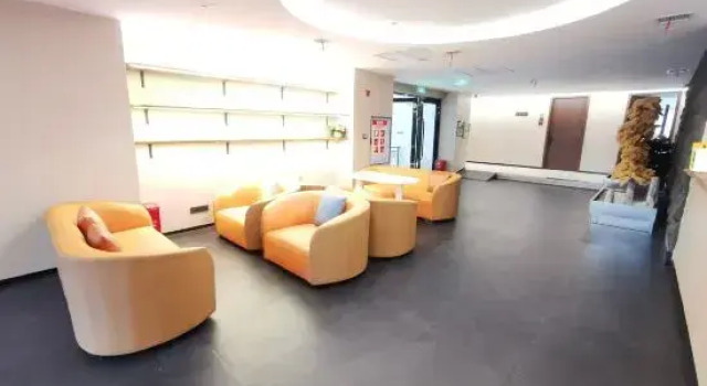 Wuxiang Yashe (Shapingba Yanggongqiao Subway Station Store), Prenota Hotel Shapingba 