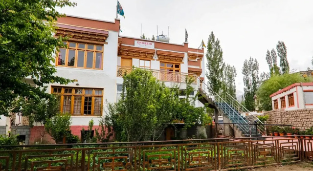 Oyo 44993 Choszin Guest House