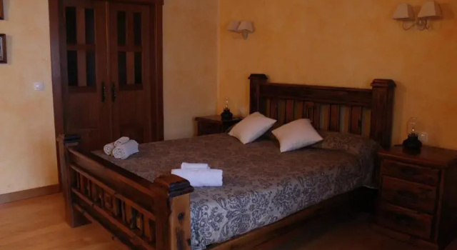Casa Rural Reserva Saja-Besaya, Забронировать Отель Отели Кантабрия с парковкой, Парковка