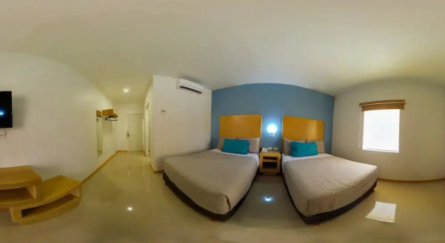 Четырёхместный номер Standard Capital Hotel