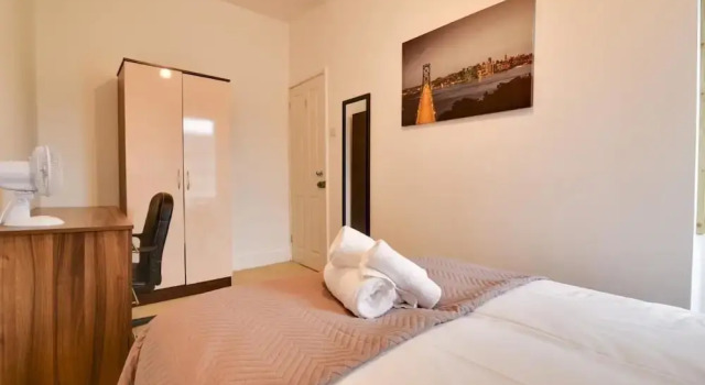 Апартаменты с 2 комнатами Two Bedroom Serviced Apartment