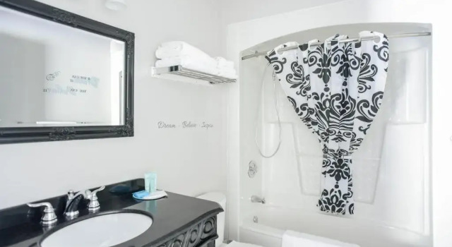 Апартаменты c 1 комнатой The Village Suites