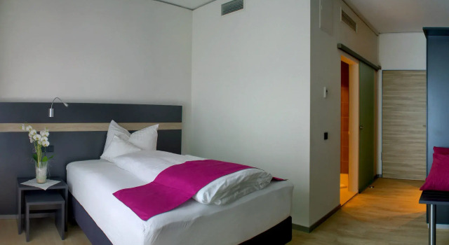 Hotel Campo, Забронировать Отель Реннинген Баден-Вюртемберг