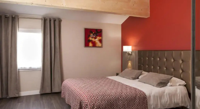 Одноместный номер Standard Brit Hotel Confort Foix