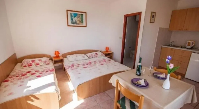 Edi - 40 m From Beach - SA1