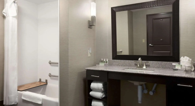 Homewood Suites by Hilton - Columbus/OSU, OH, Rezerwuj Hotel Columbus Ohio