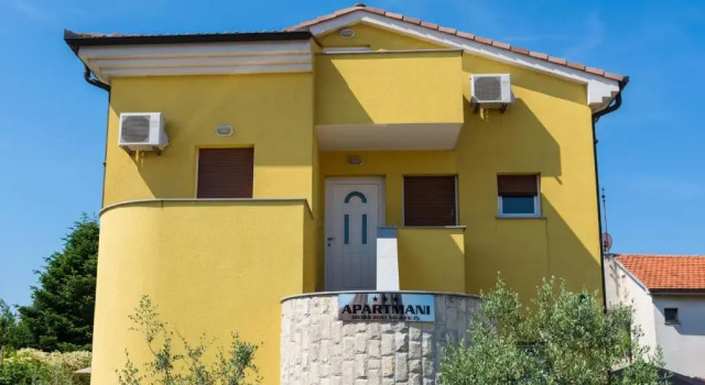 Apartments Manuela, Reserva ahora Apartamento Hoteles en Pula con aparcamiento, Aparcamiento