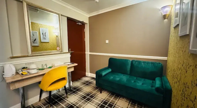 Deluxe suite The Old Mill Inn
