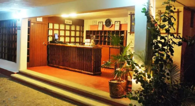 Hotel Zihua Caracol, Забронировать Отель Отели Ixtapa-Zihuatanejo с бассейном, Бассейн