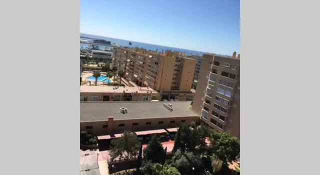 Beautiful apartment with swimming pool and beach