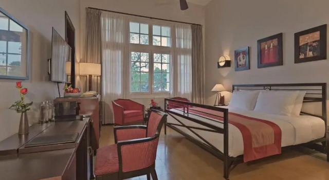 Номер Deluxe Azerai La Residence, Hue