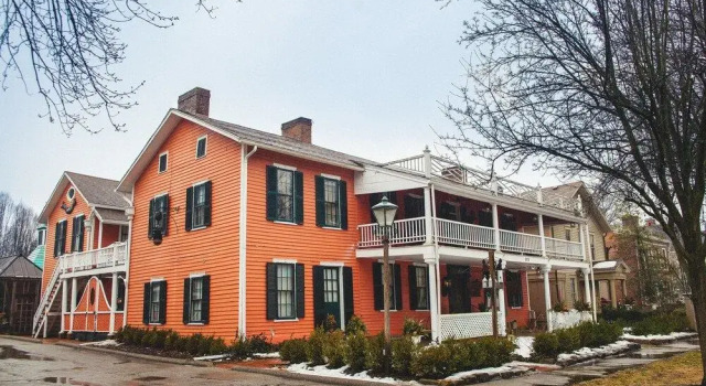The Buxton Inn, Забронировать Отель Отели и гостиницы Гранвиль, рядом с Историческое сообщество Гранвилла, Отель