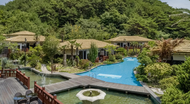 Номер Deluxe Tongyeong Hansan Marina Resort