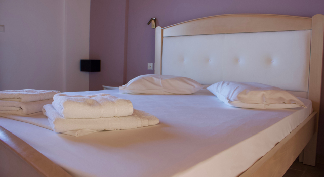 Agios Gerasimos Studios, Reserva ahora Apartahotel Hoteles en Lourdata con piscina, Piscina