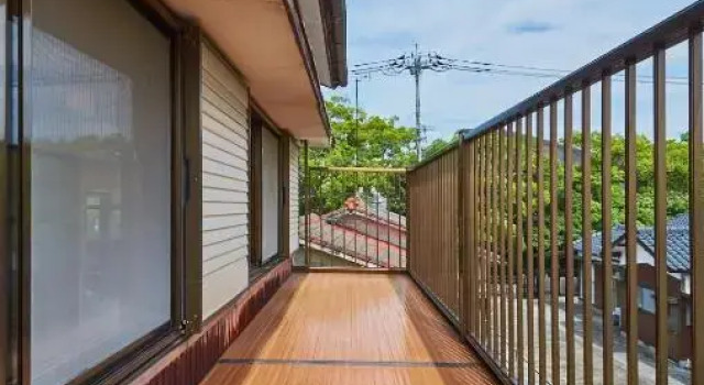 Одноместный номер Standard с балконом Yanagawa Guesthouse HORIWARI 柳川の観光エリアにある静かな日本のゲストハウス