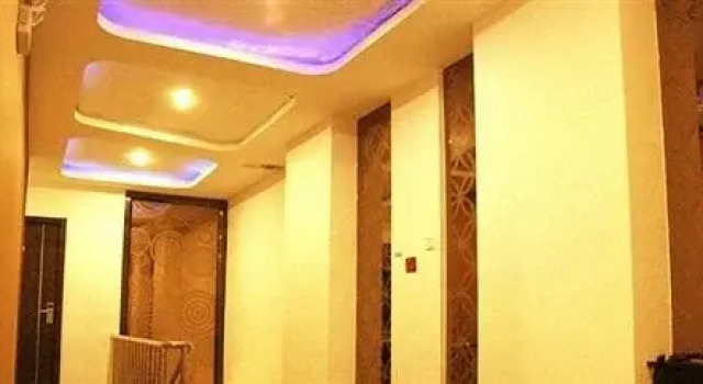 Dalian Jiujiu Fashion Hotel, Prenota Hotel Shahekou District 