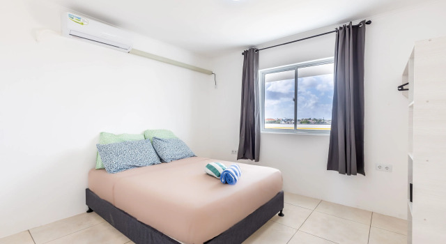 Jan Thiel's Hidden Gem! 2BR Apt W/ Pool & Free Parking