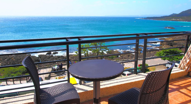 Chuanfanrock Haku Beach Days Inn