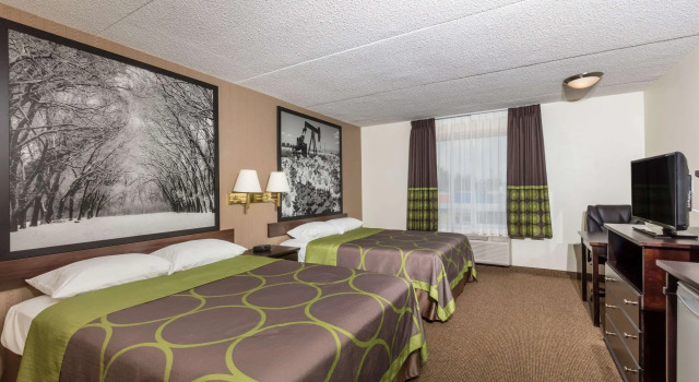 Super 8 by Wyndham Edson