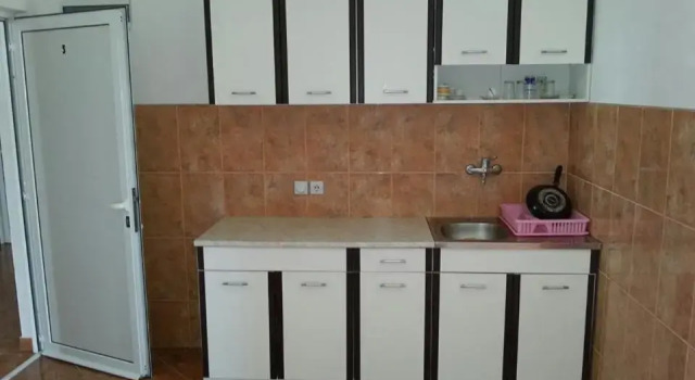 Студия с балконом Apartments Dukat