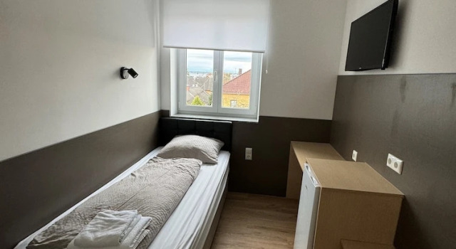 Одноместный номер Standard F Hotel 24h Check-In