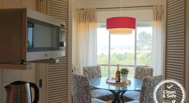 Cascais Estoril Apartment 400 M From Beach