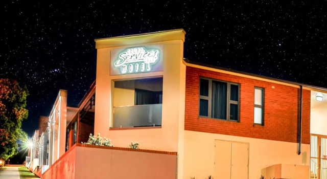 Club Cowra Motel, Забронировать Мотель Каура Central West NSW, рядом с Японский сад Кауры