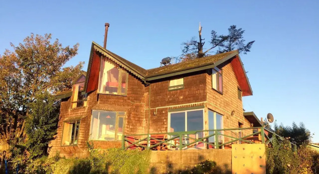 Austral View Hostel, Rezervovat Hostel Hotely v Los Lagos s parkováním, Parkování
