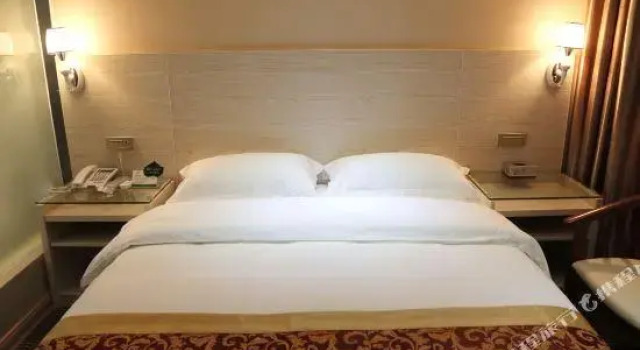 Zhixin International Hotel, Book Hotel Lingui Guangxi