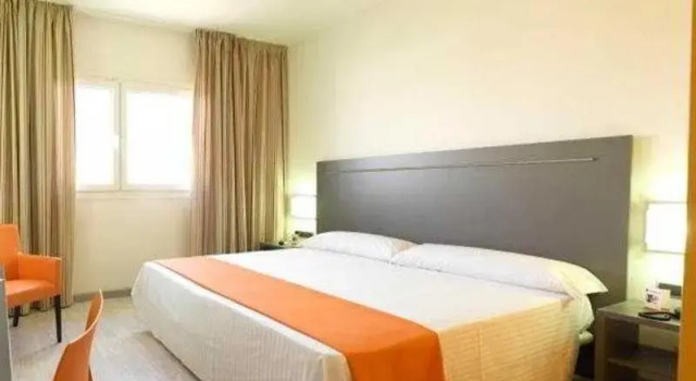Номер Standard Hotel H2 Avila