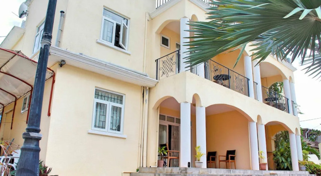 Sea View Villas, Rezervovat Hotel Hotely v Balaclava s parkováním, Parkování