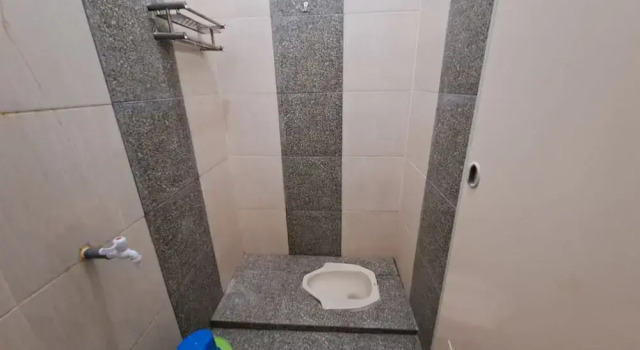 Номер Economy Hotel O Guest House Gembul Syariah