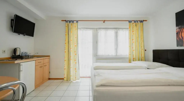 Четырёхместный номер Park Hotel & Gästehaus Rust