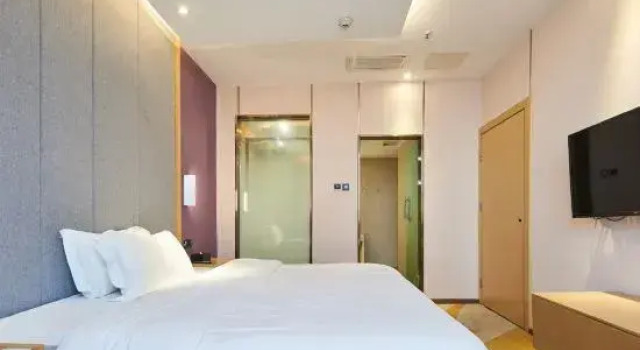 Люкс Deluxe Golden Palace Hotel