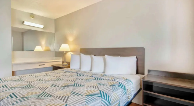 Standard Suite Motel 6-Springfield, OH