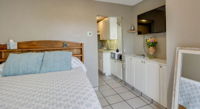 Апартаменты Tucson Studio w/ Private Backyard - Great Location