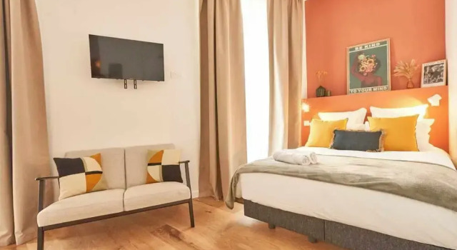 Апартаменты с видом на город Chez Camille - Boutique Aparthotel au coeur de Bordeaux