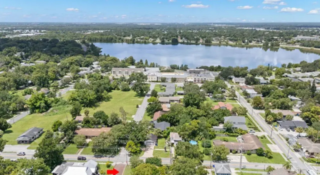 Коттедж NEW Lakeland Landing Cute Bungalow by Downtown