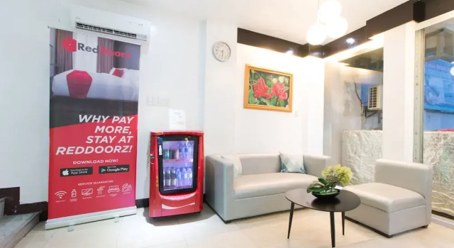RedDoorz @ Real Fatima Tacloban