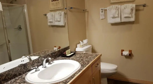 Suite 2 camere Sunset Resorts Canmore and Spa
