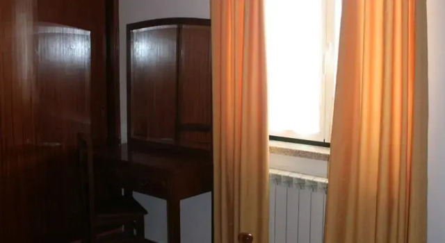 Pensão S José-CUNHAS, Забронировать Отель Говея Beira Interior Norte