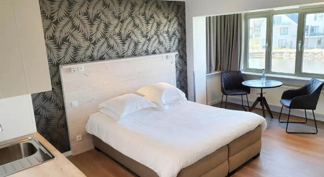 Студия Comfort West Bay