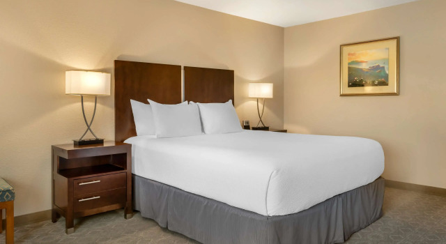 Двухместный номер Standard Best Western Plus Monterey Inn