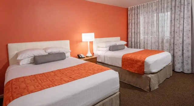 Четырёхместный номер Standard Howard Johnson by Wyndham Atlantic City