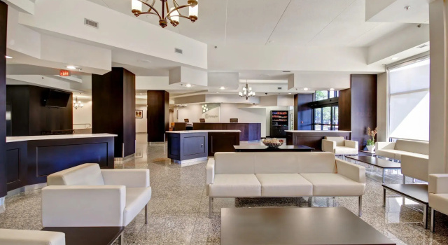 Holiday Inn & Suites Windsor Ambassador Bridge by IHG
