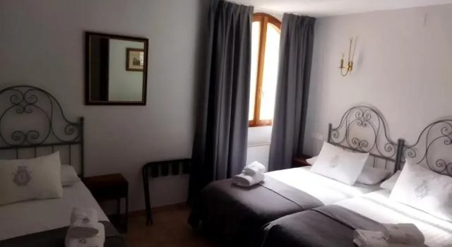 Трёхместный номер Standard Hotel Monasterio de Tejeda